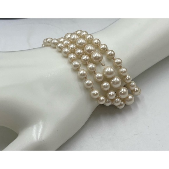 J. Crew Multi-Strand White Faux Pearl Spring Ring Rhinestones Bracelet Sz Small - Picture 2 of 12